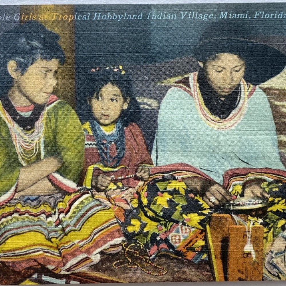 c1940 Seminole Indian Children Tropical Hobbyland Miami Linen Postcard NOS